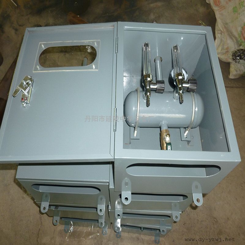 气体配气器