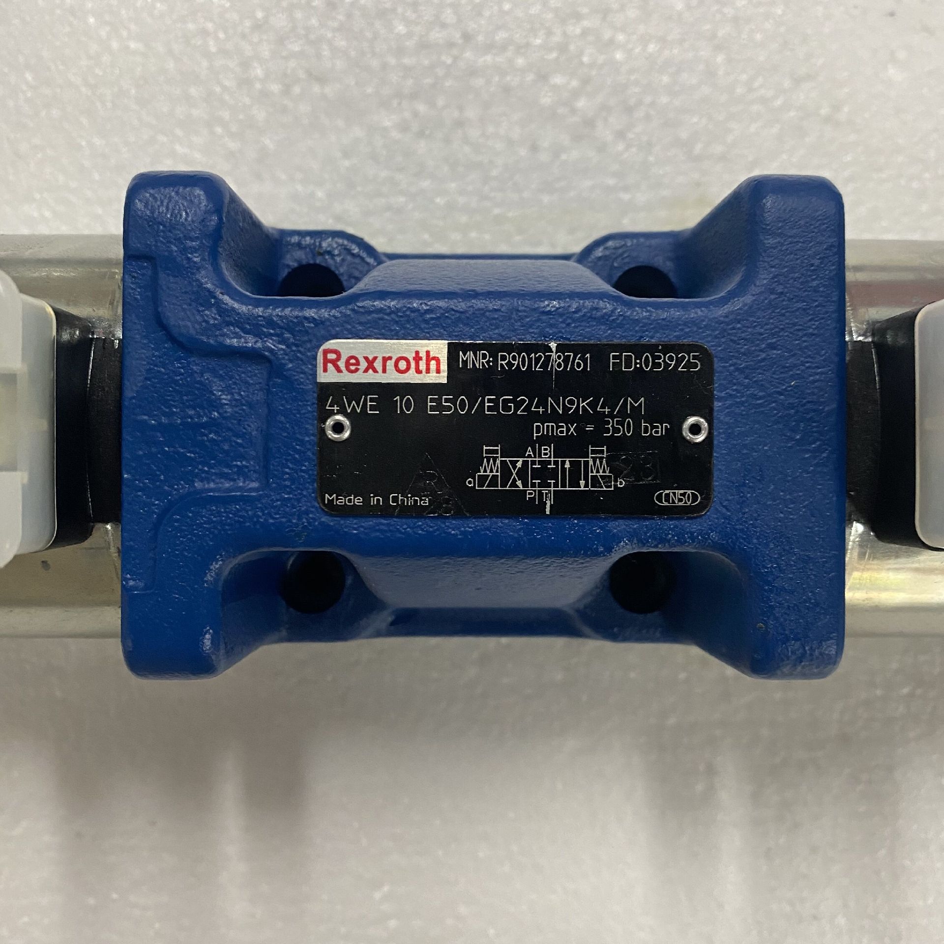 Rexroth力士乐 换向阀4WE10E50/EG24N9K4/M