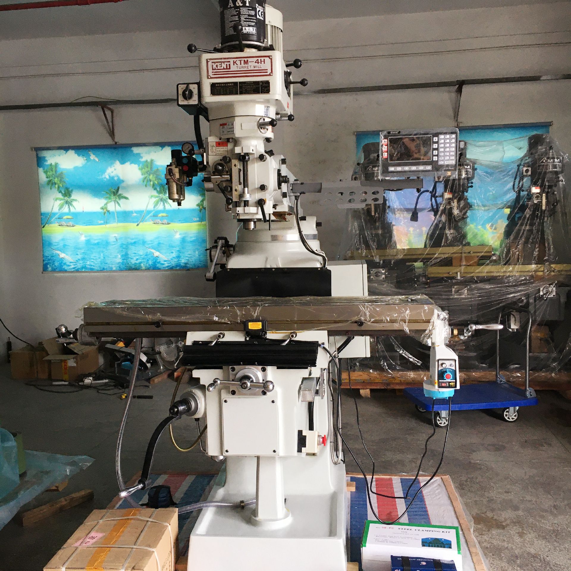 建德KTM-4H精密立式炮塔铣床 方型导轨接触面多，刚性足