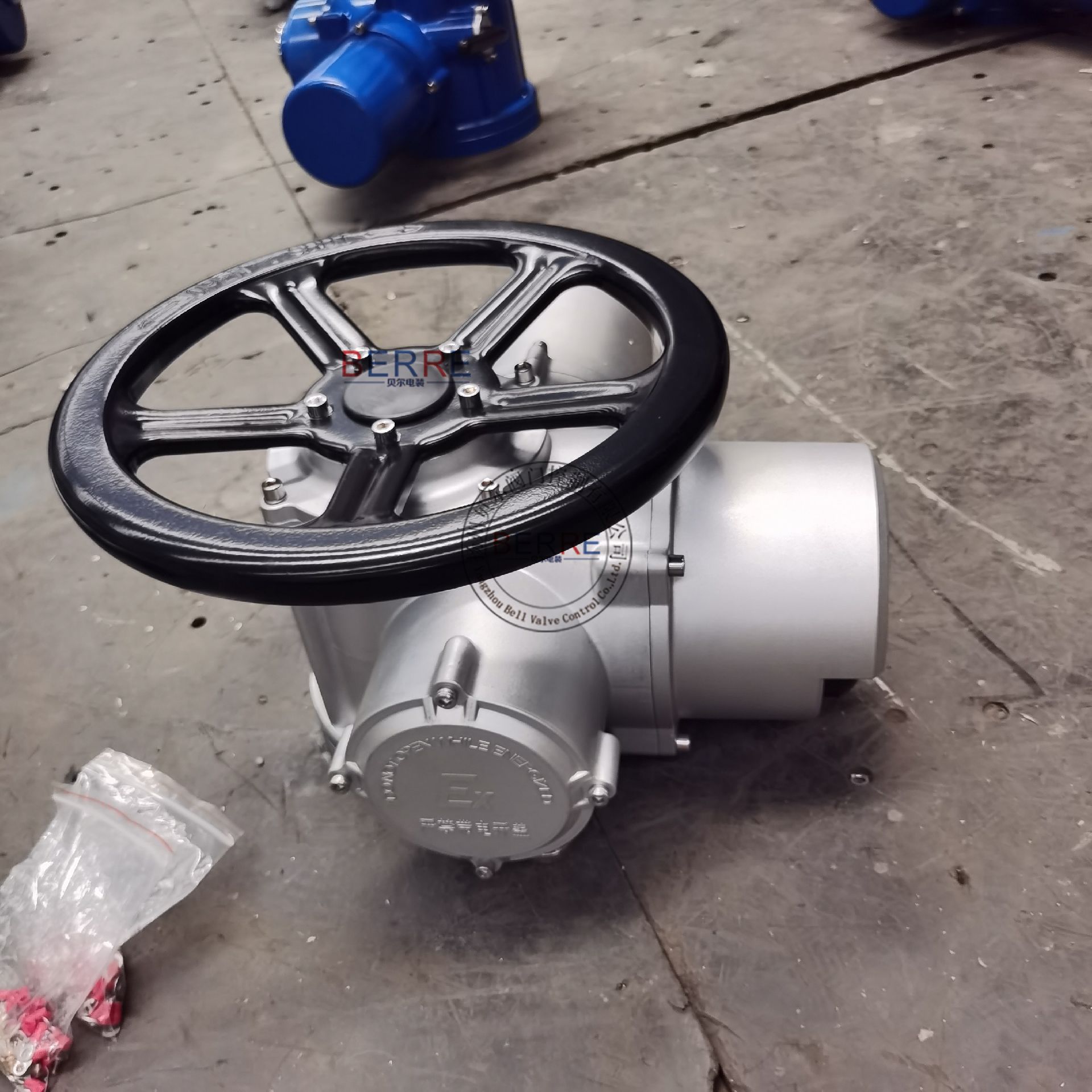 BERREZ15智能开关防爆型电动装置Z15-18ZB