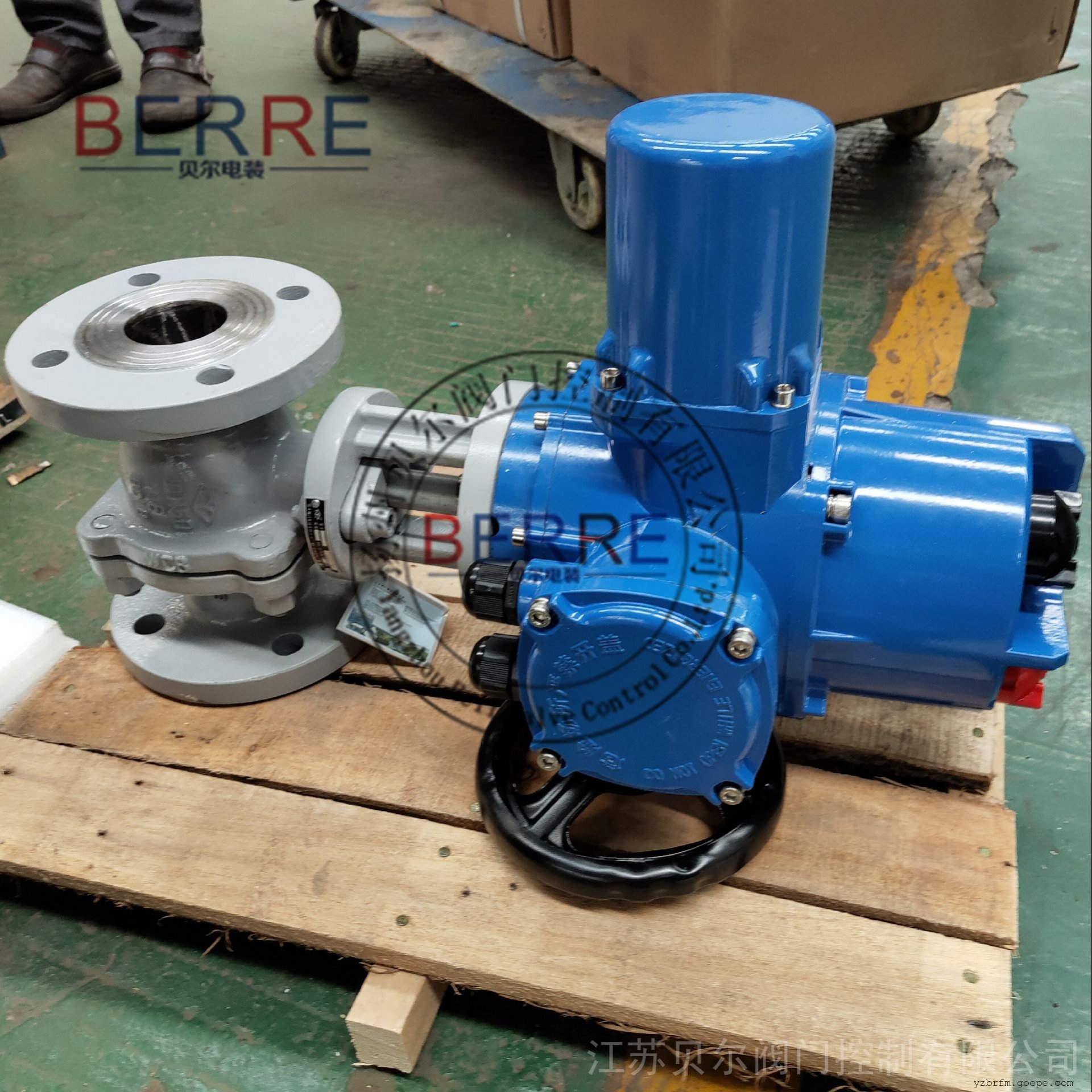 BERREQ941F法兰软密封电动开关球阀Q941F-16C DN150