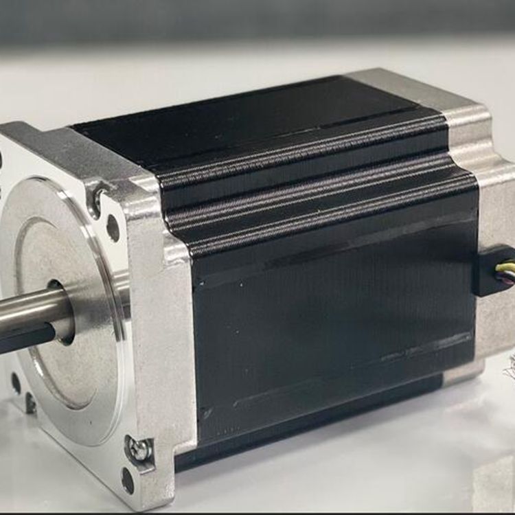 LAM Technologies可编程步进电机驱动器M1233011