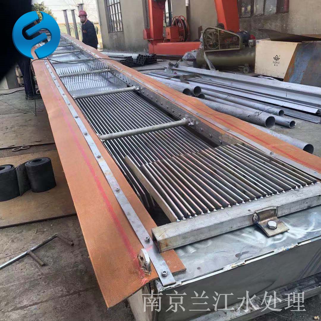 兰江XQ回转式齿杷除污机GSHP-1300