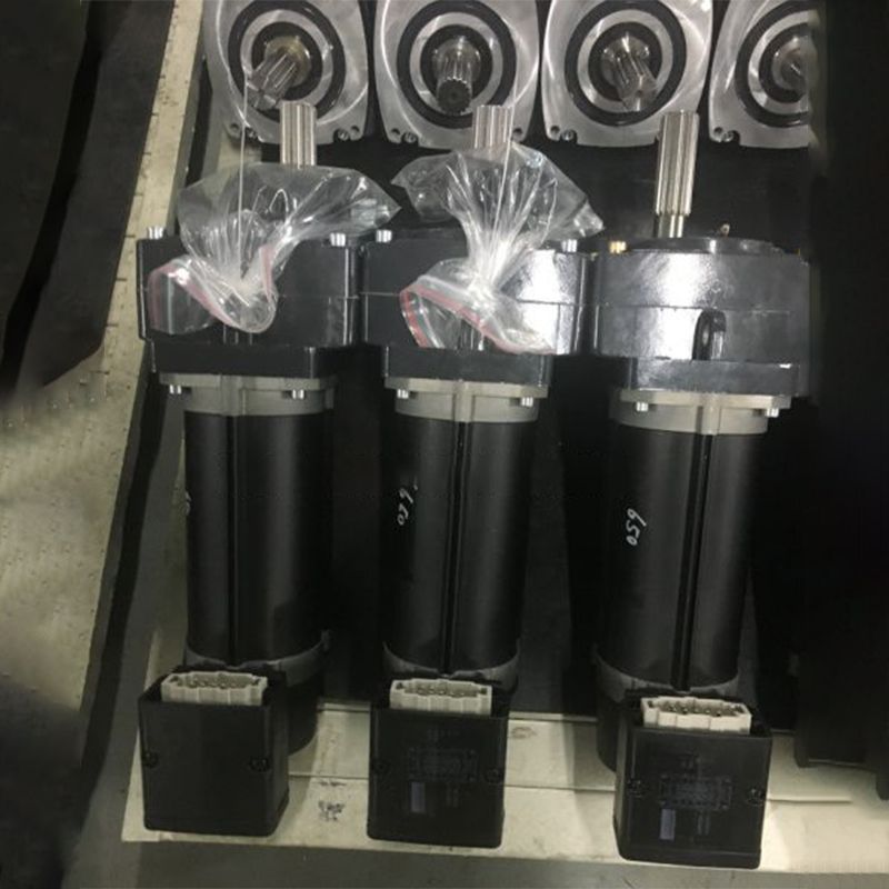 欧式门式半门式专用驱动C型减速电机，功率1.1KW，3系列