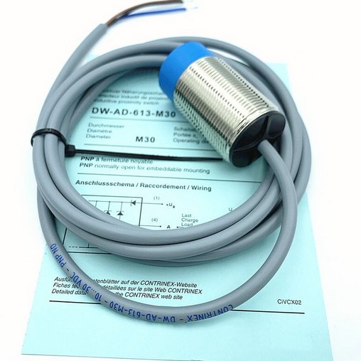 科瑞高性能电感式接近开关DW-AD-613-M30-245