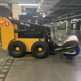 FH富華滑移清雪車環(huán)衛(wèi)滑移掃雪車 掃雪設(shè)備 汽車改裝掃雪刷、推雪鏟